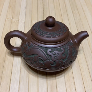 Чайник из исинской глины Дракон на 300 мл